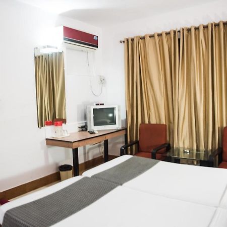 Hotel Tanish Madgaon Extérieur photo